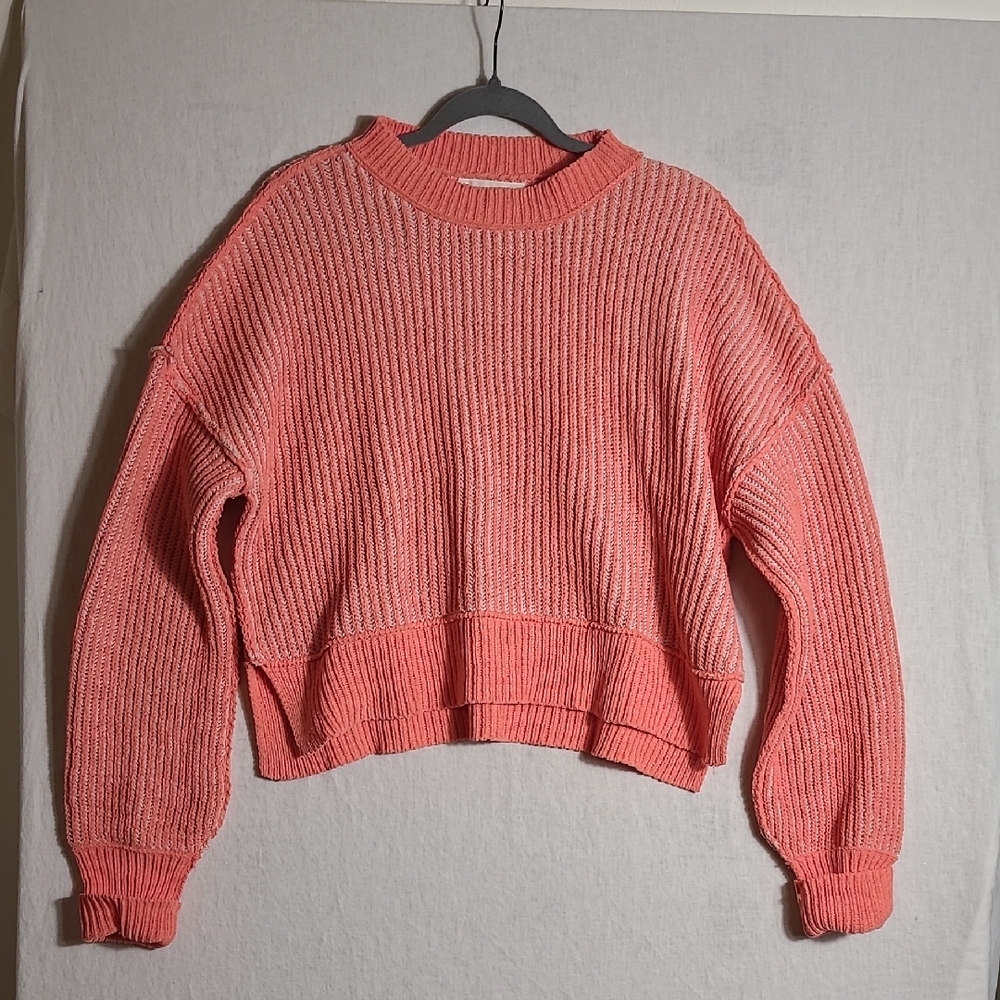 New In Boutique Oversized Cozy Coral Knit Cropped Sweater Size Medium